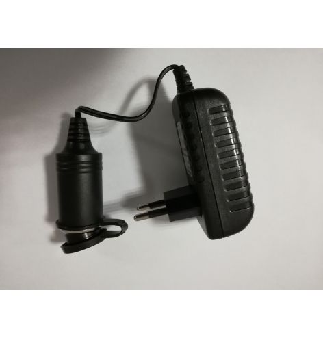 Adaptateur 230V / allume cigare pour pilotes d'avion