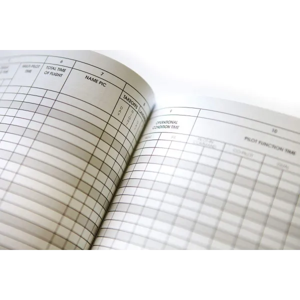 Carnet de Vol - Pilote professionel d`Avion / Hélico