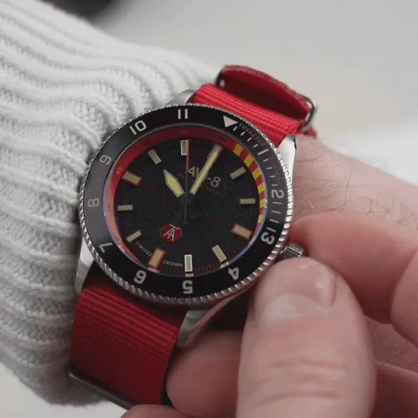 Montre AVI-8 : AV-4103-01