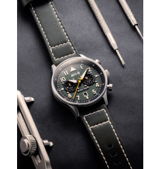 Montre AVI-8 : AV-4088-02