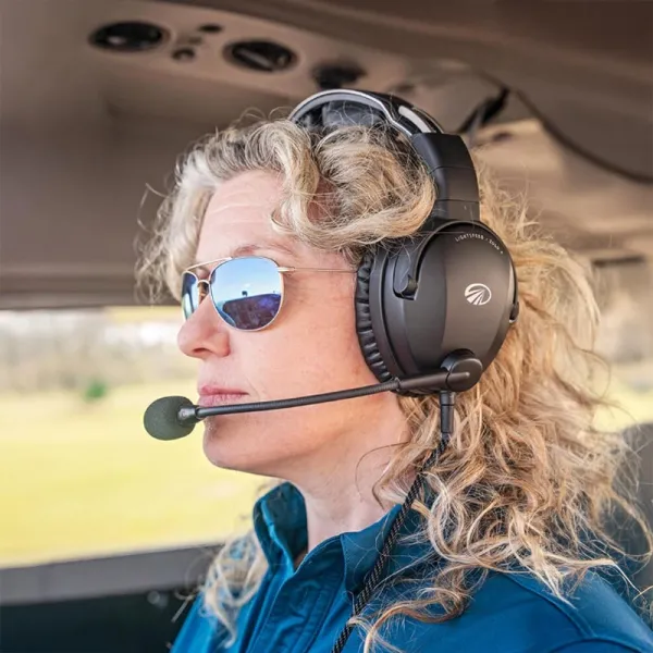 ANR Headset Zulu 4 – Lightspeed Aviation