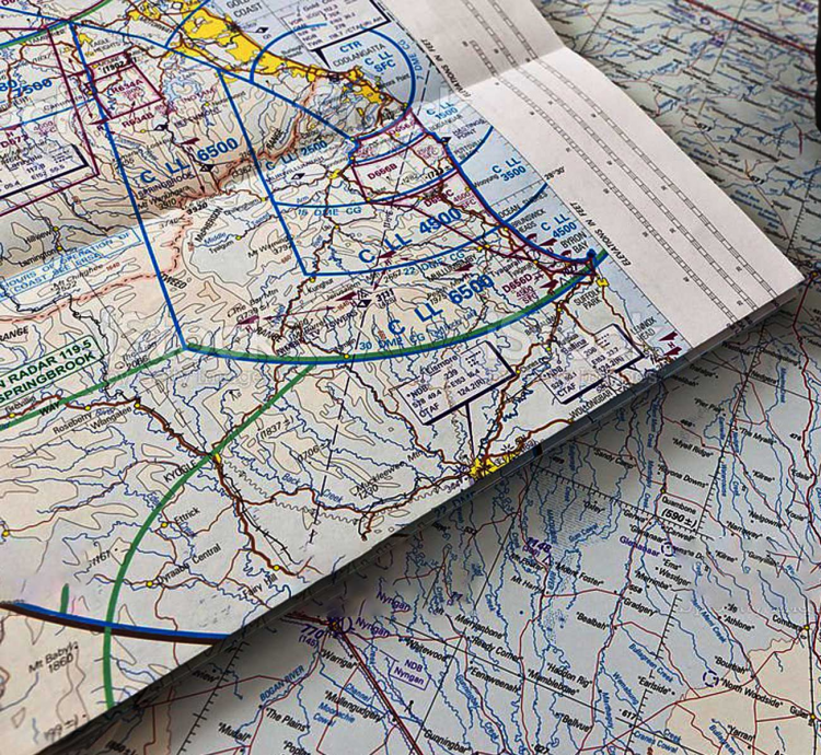 Comment lire une carte de navigation aérienne ?